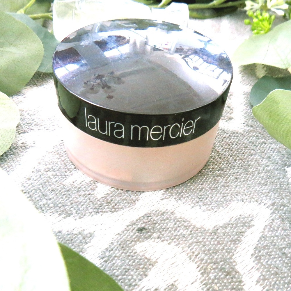 Laura mercier translucent powder